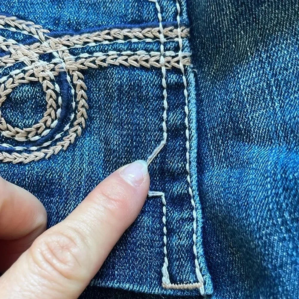 🔥4/$20 Seven7  Jean Shorts - Picture 11 of 11